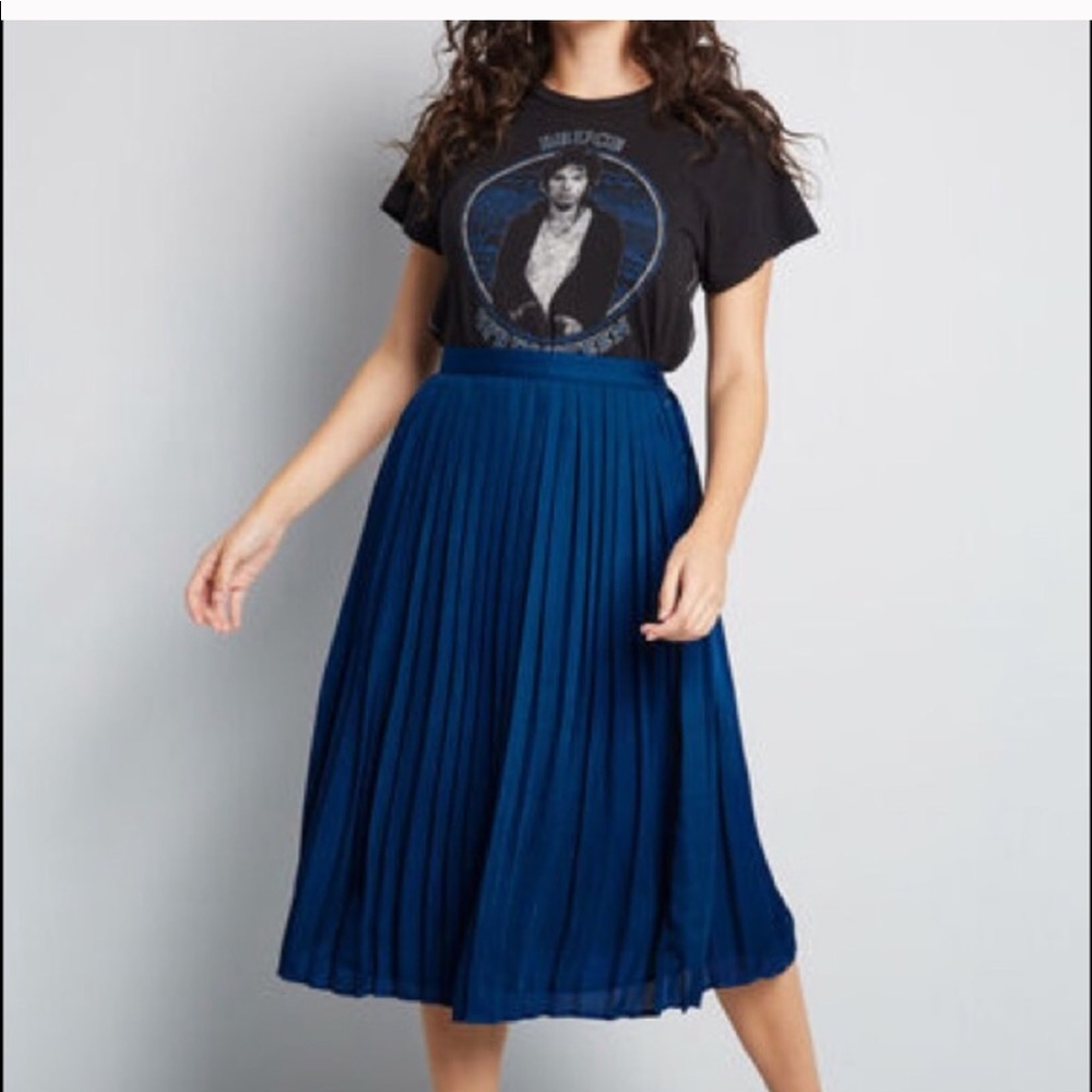 Modcloth Blue Pleated Chiffon Midi Skirt
